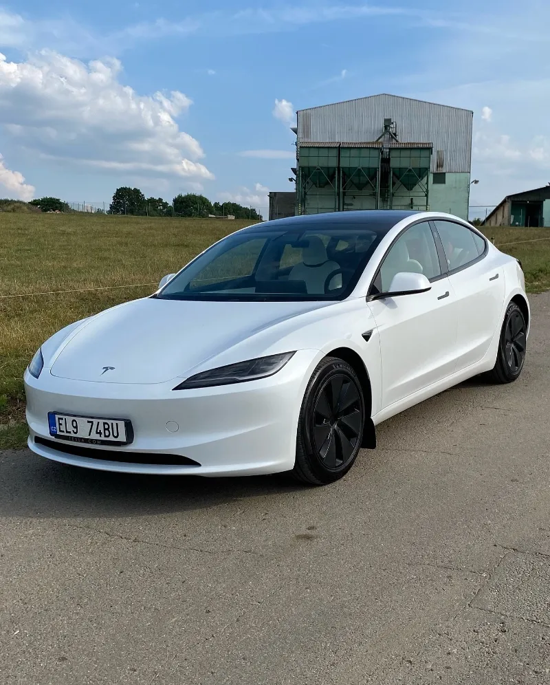 Tesla Model 3- Keramická ochrana