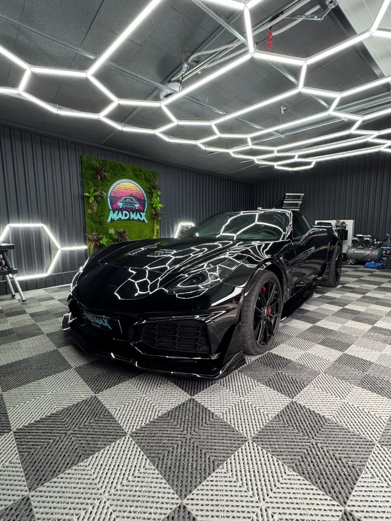 Mad Max Studio – fotka 2