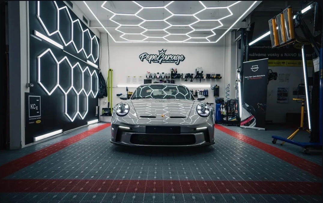 Pepegarage – hlavní fotka